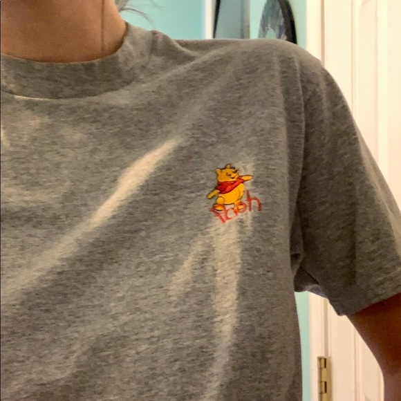 Tops - Winnie the pooh tshirt